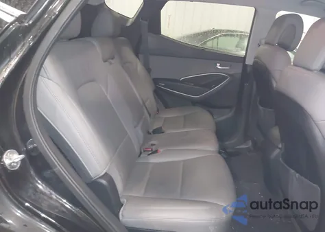 2016 Hyundai Santa Fe Sport 2.4L z USA, uszkodzony, nr VIN 5XYZUDLB1GG352105